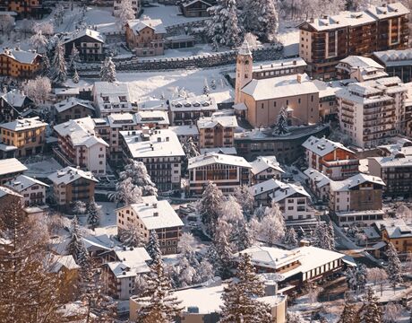 Courmayeur Resort Guide